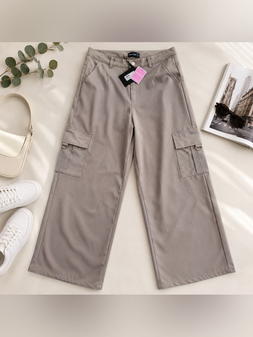 PrettyLittleThing Taupe Wide Leg Cargo Pants NWT Size 12 Utility Trousers